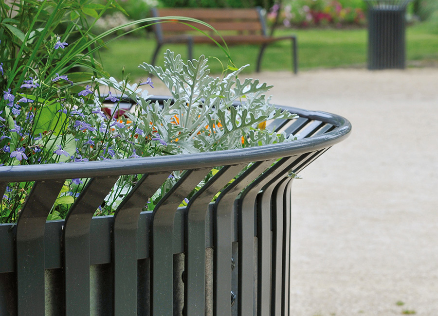 Jardinière TULIPE conçu et fabriqué par Aréa mobilier urbain