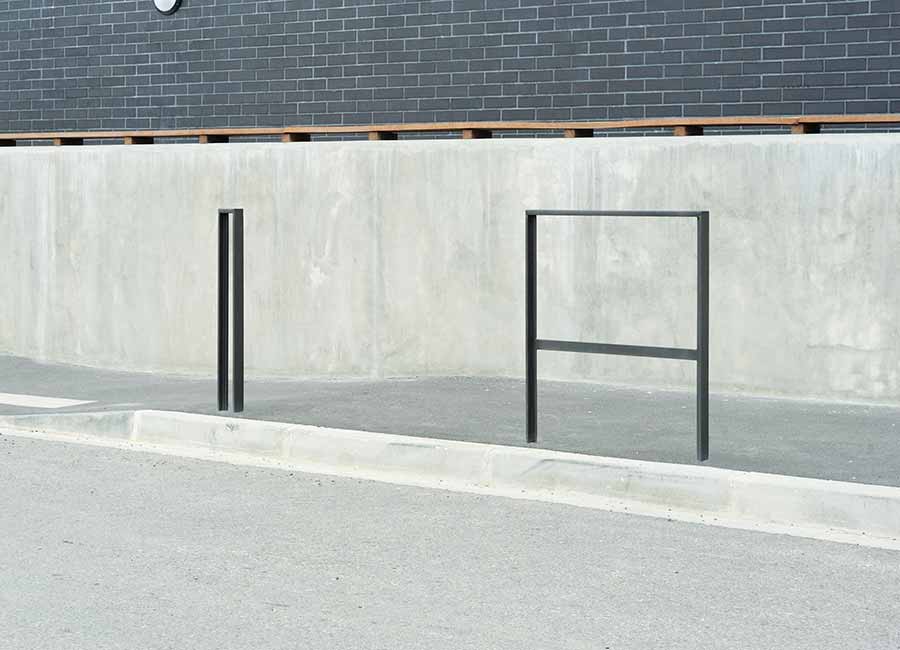 Borne ANTARES conçu et fabriqué par Aréa mobilier urbain