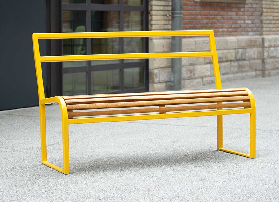 Banc ANTIBES BOIS conçu et fabriqué par Aréa mobilier urbain