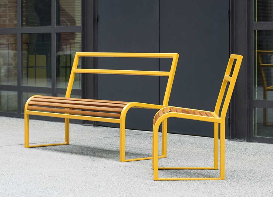 Chaise ANTIBES BOIS conçu et fabriqué par Aréa mobilier urbain