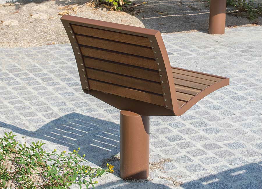 Chaise DENVER BOIS conçu et fabriqué par Aréa mobilier urbain