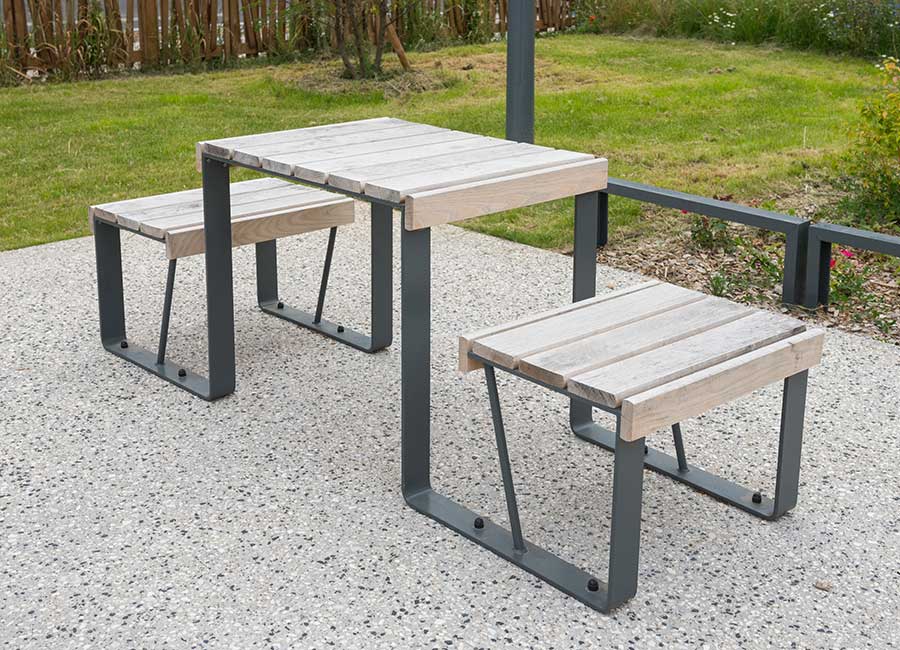 Table de jeu ATLANTIQUE BOIS conçu et fabriqué par Aréa mobilier urbain