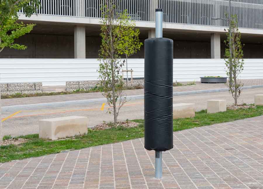 Sac de frappe OXYGENE conçu et fabriqué par Aréa mobilier urbain